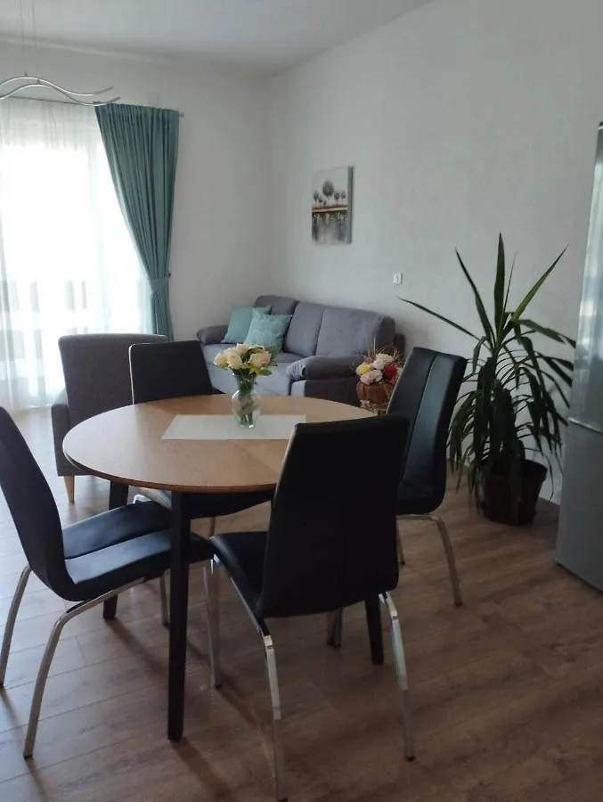 Apartman, Studio And Room Kata Пула Апартаменты