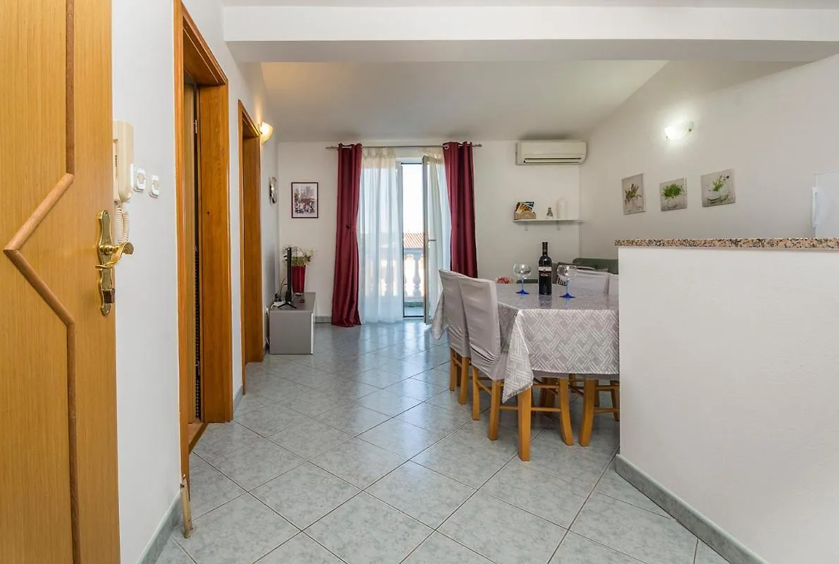 Apartman, Studio And Room Kata Pola Appartamento