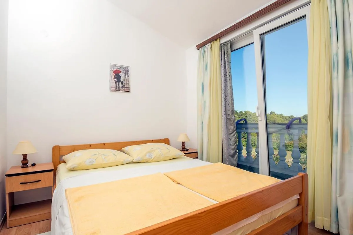 Appartamento Apartman, Studio And Room Kata Pola